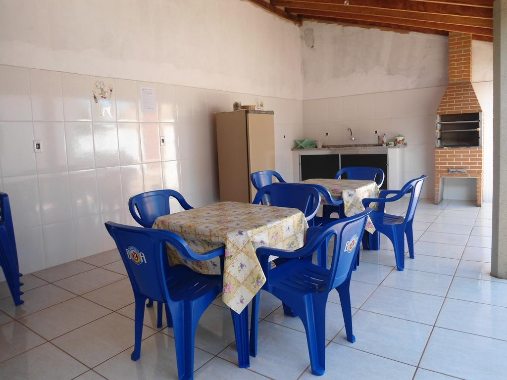 Casa Temporada Gratao 06 Min Dos Parques Thermas Olímpia Habitación foto